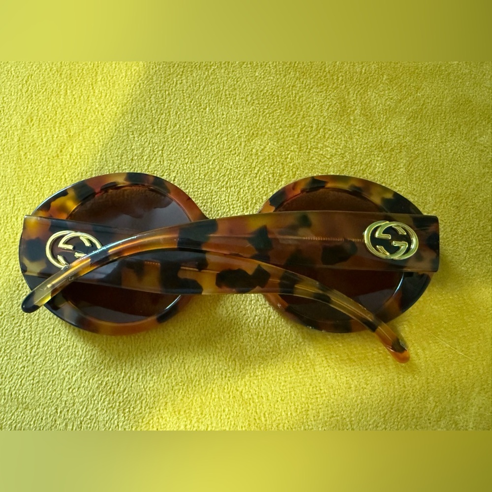 Vintage 90s Gucci Tortoiseshell Sunglasses